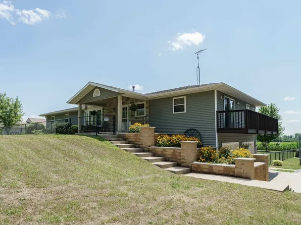 W5359 Bark River Rd, Fort Atkinson, WI 53538