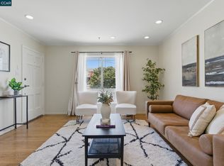 71 Gladstone Dr, San Francisco, CA 94112