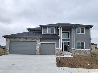 5413 N 208th Ave, Elkhorn, NE 68022