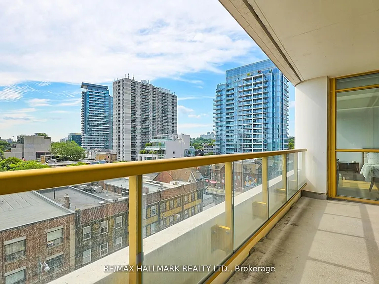 151 Avenue Rd #601 — Photo 30