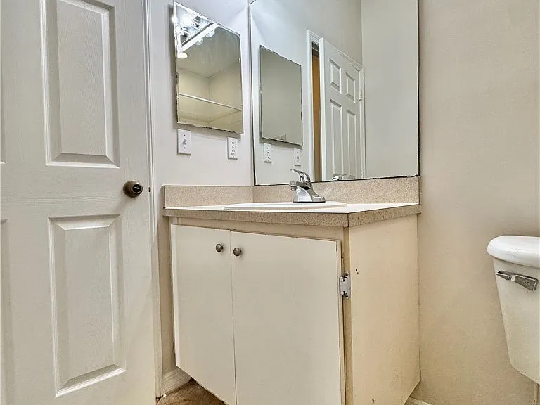 4128 Bellasol Cir #1424 — Photo 29
