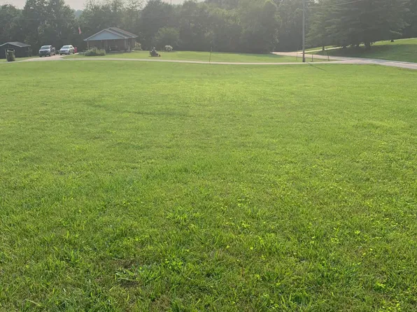 401B Pioneer Vlg, Williamsburg, KY 40769