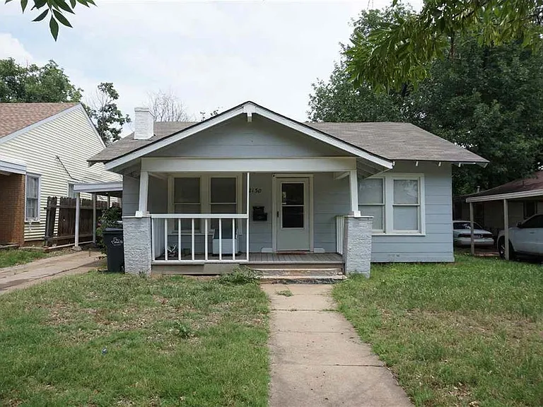 2130 Avenue J — Photo 17