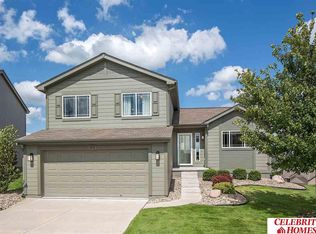 7907 N 81st St, Omaha, NE 68122
