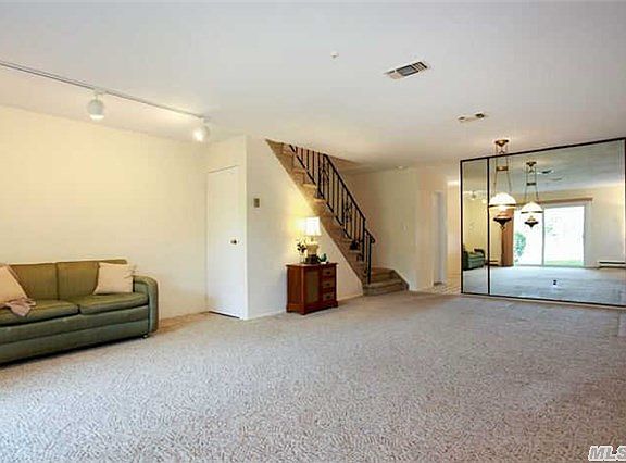5th image of 121 Harbor S #121