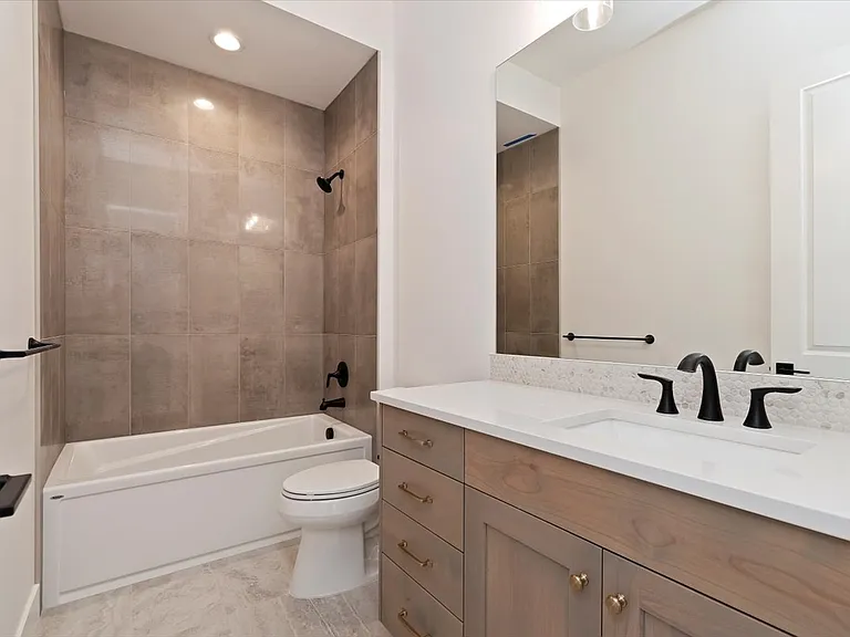 11343 W Perthshire Ln — Photo 21