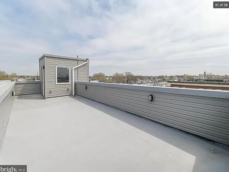 3012 W Oxford St #2F — Photo 5