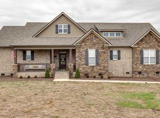 609 Delk Ln, Columbia, TN 38401