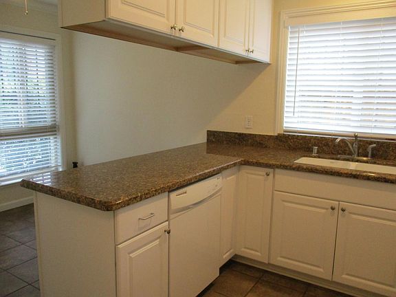 2nd image of 2604 O St APT 1