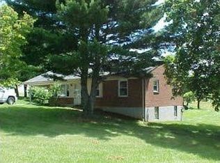 352 Wesley Rd, Daleville, VA 24083