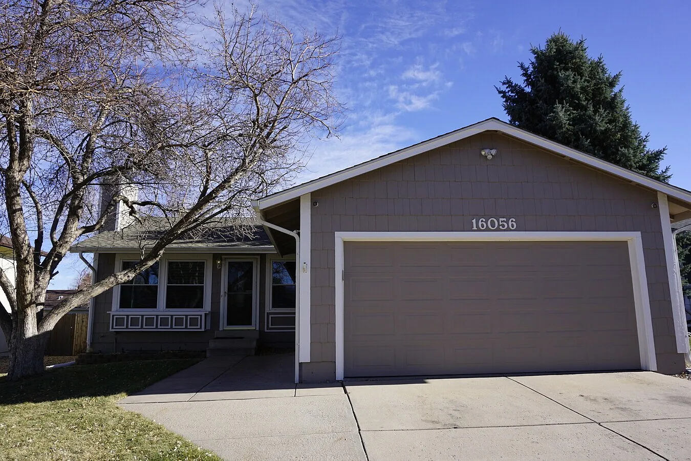 4 bed, 2128 sqft, $2,900 — Photo 1
