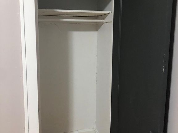 5th image of 5505 Tracy Ave #1