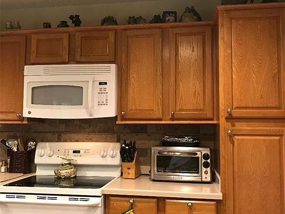 5th image of 8002 Bonnie Cir