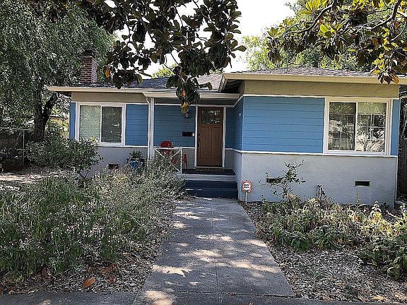 3rd image of 728 Hopkins Ave
