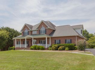 17 High Meadow Dr, Lexington, VA 24450