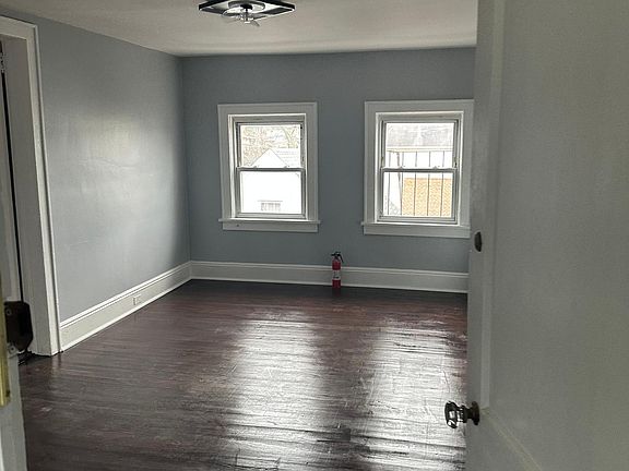 2nd image of 56 Dobbs Ferry Rd Floor 3