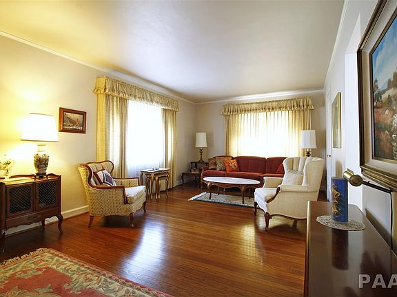 4th image of 2924 N Saint Philomena Ct