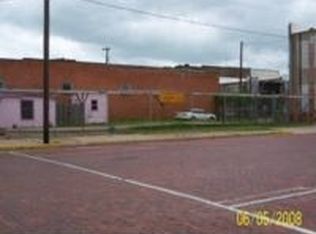 322 N Commerce St, Corsicana, TX 75110