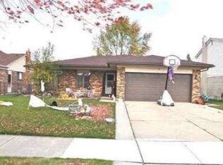 38148 Fringe Dr, Sterling Heights, MI 48310