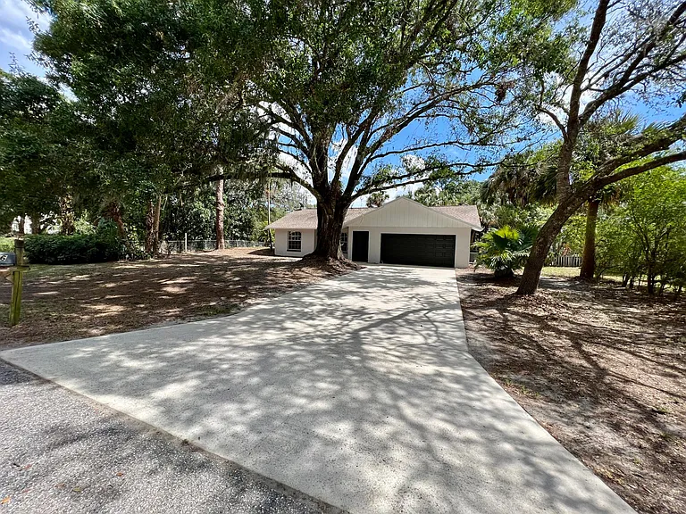 1206 Baldwin Pl — Photo 3