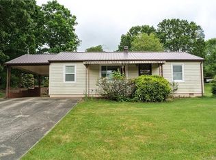 35 Stoney Knob Rd, Weaverville, NC 28787