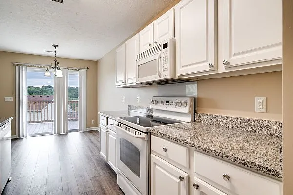 102 Wagon Ct — Photo 24