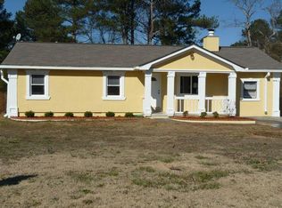 1749 Stratford Dr, Snellville, GA 30078