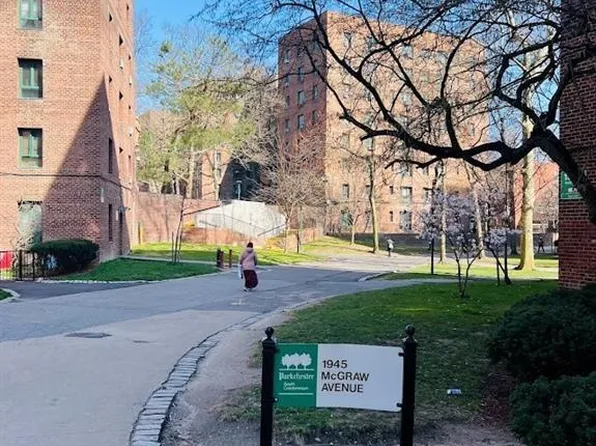 1945 McGraw Avenue #7D, Bronx, NY 10462