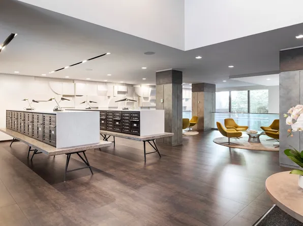 535 West 43rd Street image 13 of 23