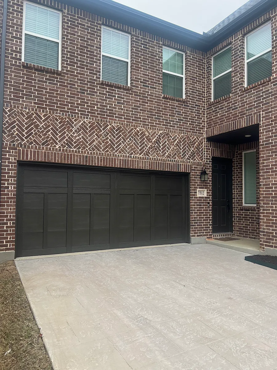 Building Photo - 7512 Jones Dr