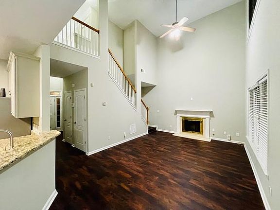 5th image of 1742 Hillside Bend Xing