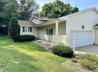 3618 Parkwood Pl, La Crosse, WI 54601