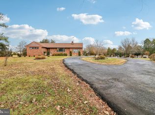 14017 Aden Rd, Nokesville, VA 20181