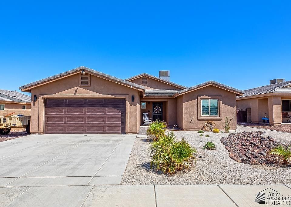 1st image of 11582 E 33rd Ln