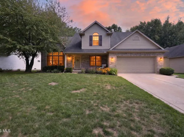 807 Whisperwood Pkwy, Holland, OH 43528