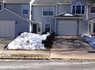 4 Trumbull Ct, Princeton, NJ 08540