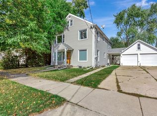 106 W Parkway Blvd, Appleton, WI 54911