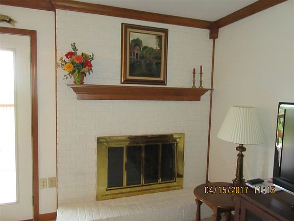 5th image of 1716 Fort Henry Dr