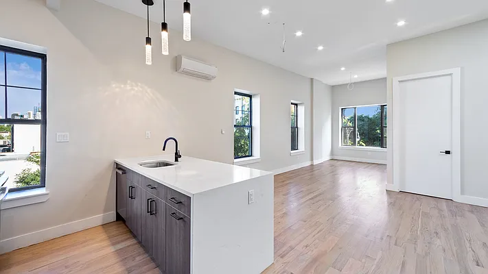 Rented by Nooklyn NYC LLC | media 14