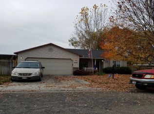 999 W Jacksnipe Dr, Meridian, ID 83642