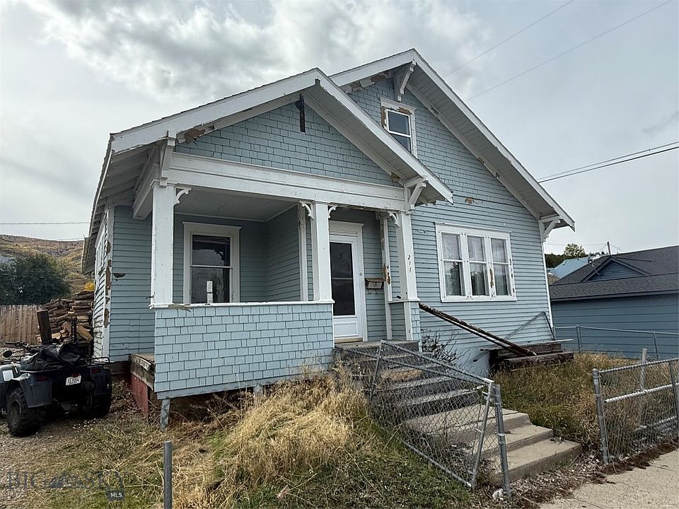 1st image of 211 W 6th St