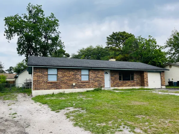 1502 Pawnee St, Orange Park, FL 32065