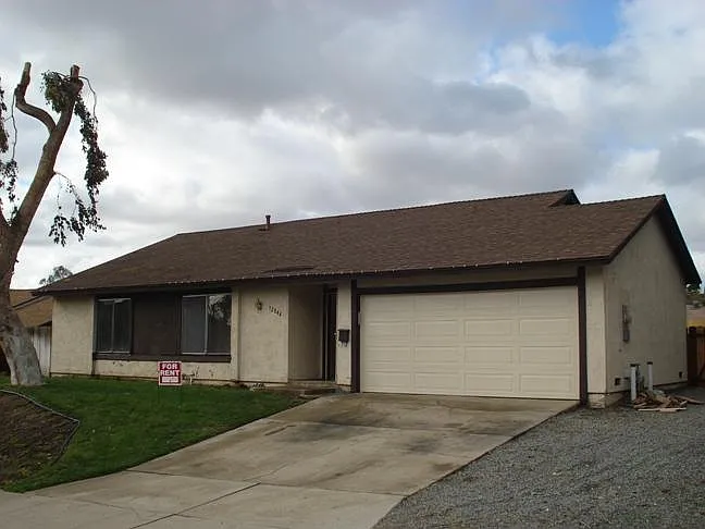 4 bed, 1345 sqft, $4,000 — Photo 1