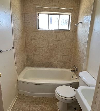 4th image of 1190 3rd St