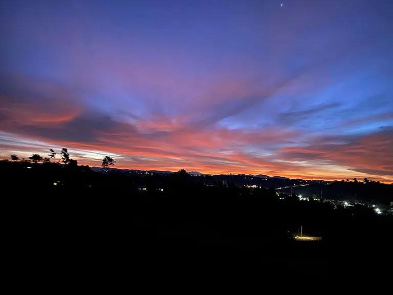 Sun sunrise from backyard