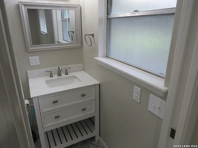 7410 Castle Crown — Photo 12