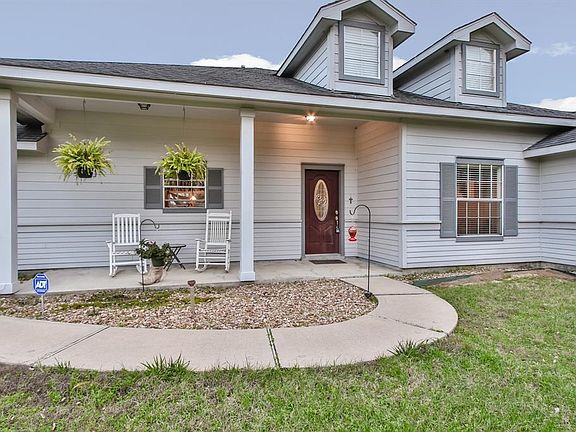 4th image of 35 Riverwood Ln