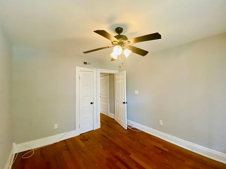 711 Chimborazo Blvd — Photo 35