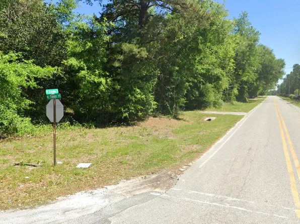 863 NW Amanda St, Lake City, FL 32055
