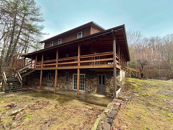 4th image of 200 Beavertail Dr